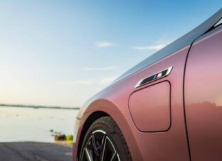 BMW робить ставку на електрокари та плагін-гібриди в Європі BMW робить ставку на електрокари та плагін-гібриди в Європі