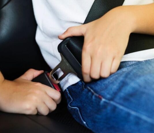 Який штраф загрожує, якщо пристібатись «обманкою» замість справжнього ременя безпеки Який штраф загрожує, якщо пристібатись «обманкою» замість справжнього ременя безпеки
