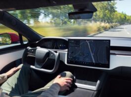 Блогер показав, як автопілот Tesla FSD поводиться на голому льоду Блогер показав, як автопілот Tesla FSD поводиться на голому льоду