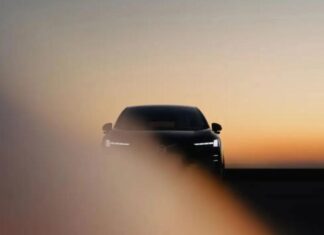 Volvo представила електричний EX60 із запасом ходу до 640 км Volvo представила електричний EX60 із запасом ходу до 640 км