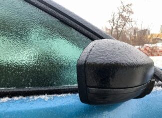 Як автомобілісту пережити крижаний дощ Як автомобілісту пережити крижаний дощ