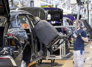 Автоконцерни критикують плани ЄС щодо локалізації виробництва Автоконцерни критикують плани ЄС щодо локалізації виробництва