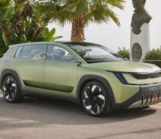 Skoda готує флагманський електрокар Peaq (відео) Skoda готує флагманський електрокар Peaq (фото)