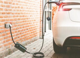 Коли варто заряджати електромобіль на 100% Коли варто заряджати електромобіль на 100%