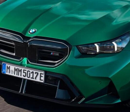 BMW оновлює M5 та XM до стандарту Євро-7, зберігаючи V8 і V12 BMW оновлює M5 та XM до стандарту Євро-7, зберігаючи V8 і V12