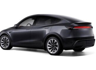 Tesla оновила Model Y 2026 та повернула третій ряд сидінь Tesla оновила Model Y 2026 та повернула третій ряд сидінь