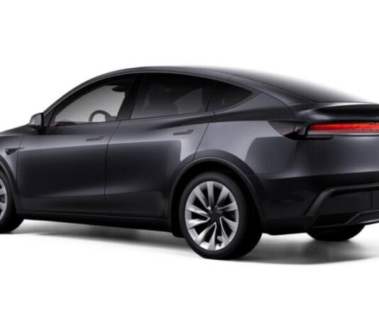 Tesla оновила Model Y 2026 та повернула третій ряд сидінь Tesla оновила Model Y 2026 та повернула третій ряд сидінь
