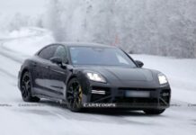 Porsche готує оновлену Panamera: нові фари, радар і гібридні опції Porsche готує оновлену Panamera: нові фари, радар і гібридні опції