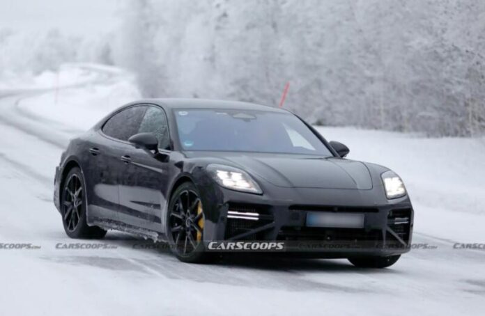 Screenshot_43 Porsche готує оновлену Panamera: нові фари, радар і гібридні опції