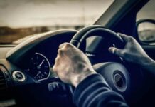 МВС пояснило вікові обмеження та штрафи для водіїв в Україні МВС пояснило вікові обмеження та штрафи для водіїв в Україні