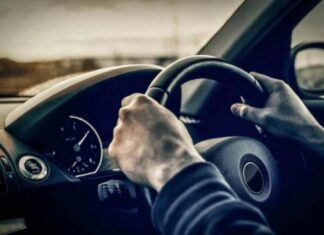 МВС пояснило вікові обмеження та штрафи для водіїв в Україні МВС пояснило вікові обмеження та штрафи для водіїв в Україні