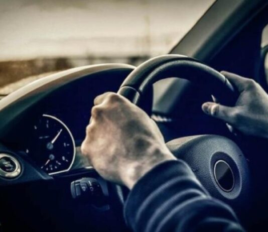 МВС пояснило вікові обмеження та штрафи для водіїв в Україні МВС пояснило вікові обмеження та штрафи для водіїв в Україні