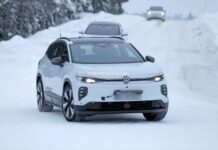 Нове покоління Volkswagen ID.4 помітили на зимових тестах (фото) Нове покоління Volkswagen ID.4 помітили на зимових тестах (фото)