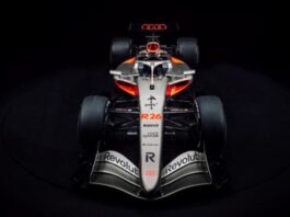 Audi офіційно представила болід R26 для дебюту у Формула-1 (фото) Audi офіційно представила болід R26 для дебюту у Ф1 (фото)