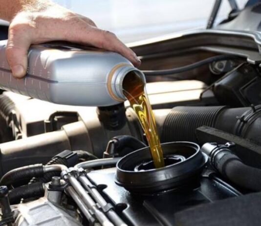 Водіям нагадали, за якої температури моторне масло 5W-30 замерзає Водіям нагадали, за якої температури моторне масло 5W-30 замерзає