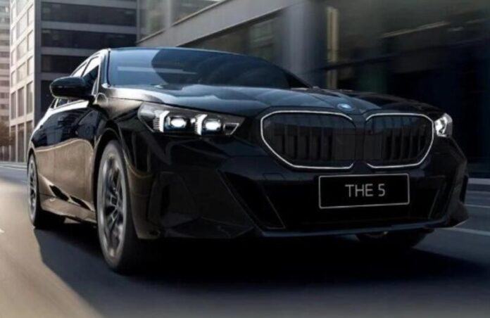 Screenshot_7 BMW готує оновлену 5-Series 2026 з ексклюзивним логотипом