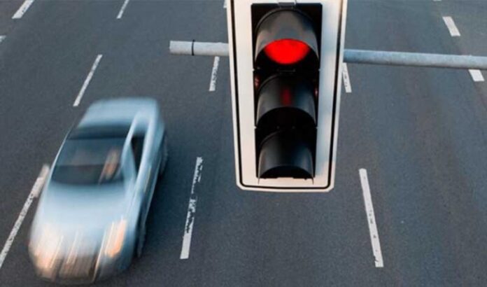 Screenshot_7 ТОП-4 випадки, коли ви повинні проїхати на червоний сигнал світлофора