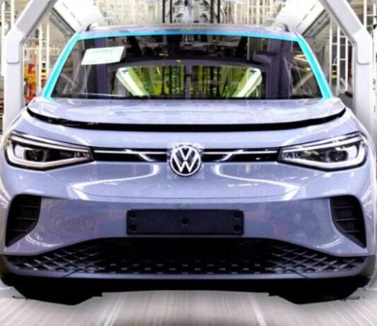 Volkswagen готує перезапуск електрокросовера ID.4 під ім’ям ID. Tiguan Volkswagen готує перезапуск електрокросовера ID.4 під ім’ям ID. Tiguan