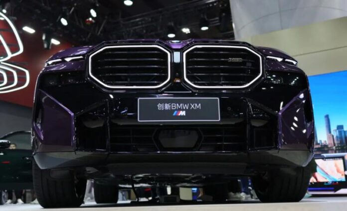 Screenshot_8 BMW різко змінює курс: культовий дизайн став спокійнішим