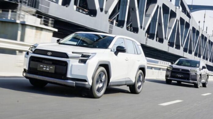 Screenshot_9 Toyota відкликає майже 16 тис. кросоверів через збій ПЗ