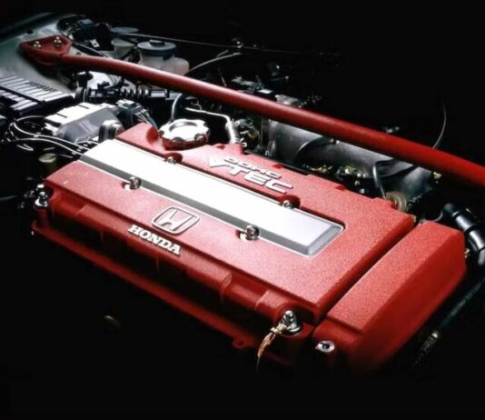Названо двигун Honda, що працює навіть при 600 тисяч км пробігу Названо двигун Honda, що працює навіть при 600 тисяч км пробігу