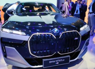 Нові логотипи BMW з’являться на автомобілях у лютому Нові логотипи BMW з’являться на автомобілях у лютому