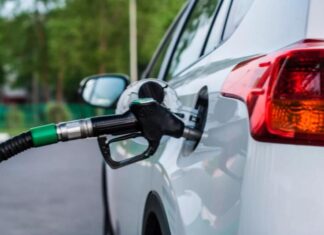 Чому завжди варто глушити двигун на АЗС Чому завжди варто заглушати двигун на АЗС