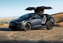 Tesla завершила продаж фінальної версії Model X Signature