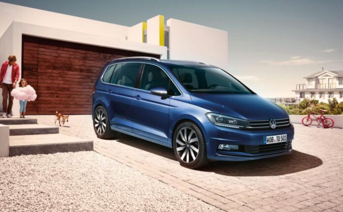 Volkswagen припинив виробництво сімейного мінівена Touran