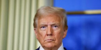 Трамп посилює торговельний тиск на ЄС через автомобілі