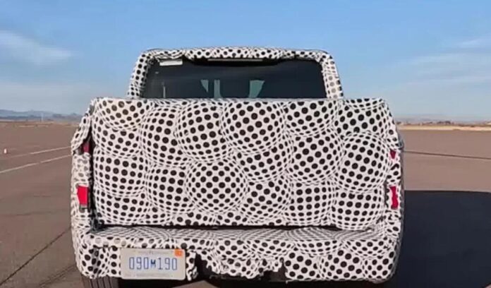 Ford готує доступний електричний пікап з новою стратегією
