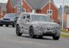 Land Rover змінює плани щодо Defender Sport через обмеження електроплатформи