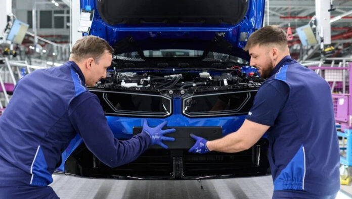 BMW відкриє замовлення на новий i3 раніше запланованого