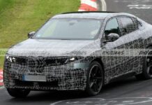 Новий BMW iX4 помітили на Нюрбургрингу: що відомо про електрокросовер